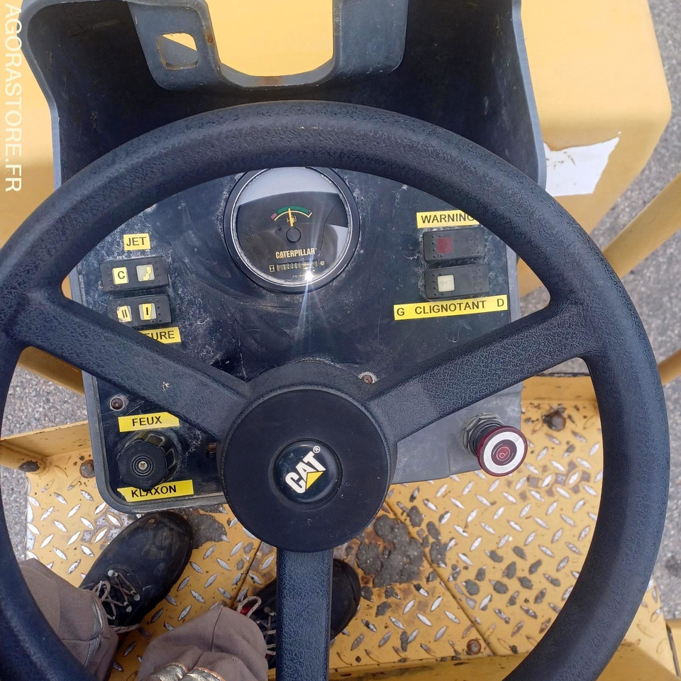 CATERP - CB 224 E - 2008 - 3307h (D8301059) - Road roller: picture 4 CATERP - CB 224 E - 2008 - 3307h (D8301059) - Road roller: picture 4