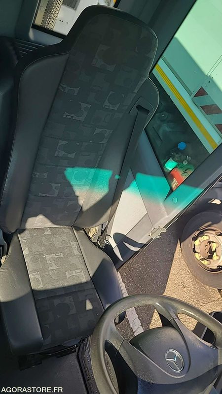 CG 622 LE - MERCEDES ECONIC 2633 - 2013 - 203000KM - Garbage truck: picture 4 CG 622 LE - MERCEDES ECONIC 2633 - 2013 - 203000KM - Garbage truck: picture 4