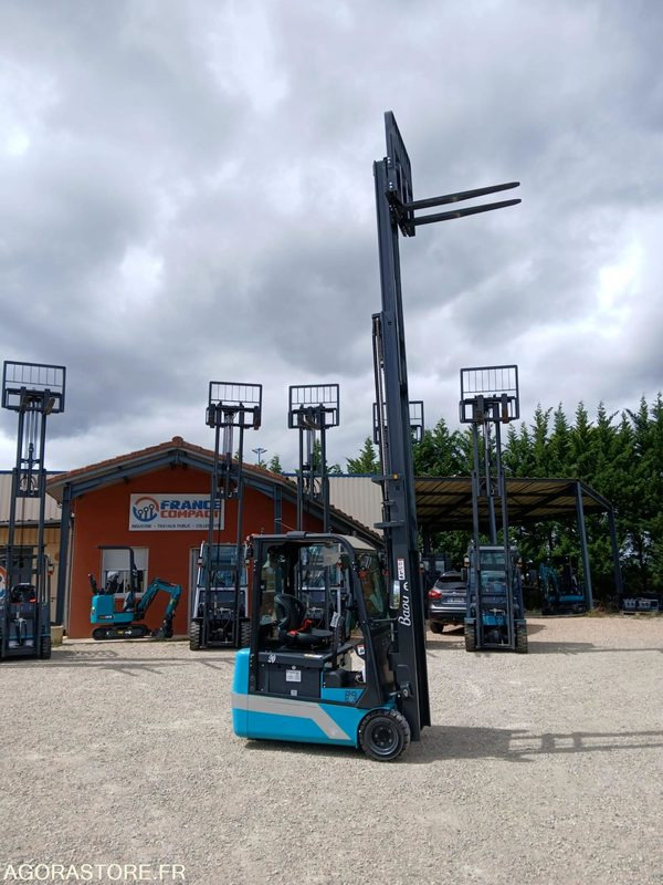 CHARIOT ELEVATEUR ELECTRIQUE BAOLI KBET20N 5500 NEUF - Electric forklift: picture 1 CHARIOT ELEVATEUR ELECTRIQUE BAOLI KBET20N 5500 NEUF - Electric forklift: picture 1