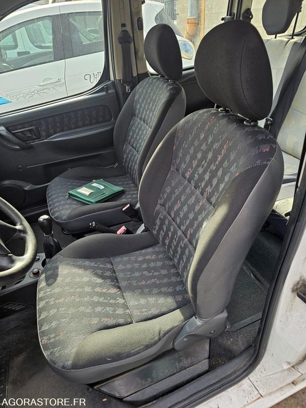 CITROEN BERLINGO - 2007 - 84986KM - 721FFT92 - Car: picture 5 CITROEN BERLINGO - 2007 - 84986KM - 721FFT92 - Car: picture 5