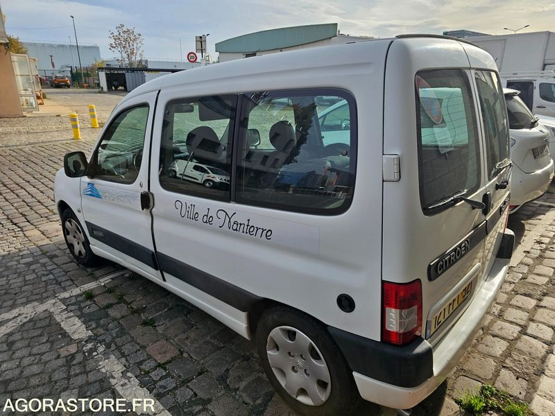 CITROEN BERLINGO - 2007 - 84986KM - 721FFT92 - Car: picture 4 CITROEN BERLINGO - 2007 - 84986KM - 721FFT92 - Car: picture 4