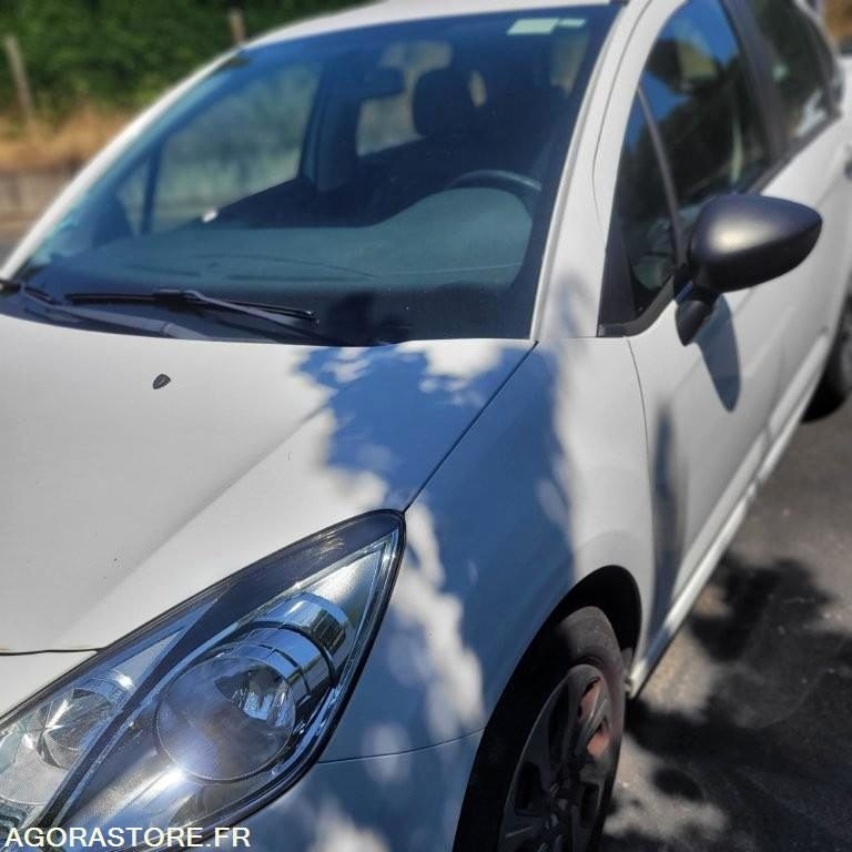 CITROEN C3 II 1.0 VTi 68 cv - Car: picture 2 CITROEN C3 II 1.0 VTi 68 cv - Car: picture 2