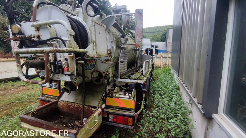 Camion Hydrocureur Renault - Vacuum truck: picture 3 Camion Hydrocureur Renault - Vacuum truck: picture 3