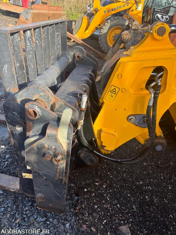 Chargeuse JCB TM 310 - 2011 - 6907 heures - BON ETAT entretien 6900h - Farm tractor: picture 3 Chargeuse JCB TM 310 - 2011 - 6907 heures - BON ETAT entretien 6900h - Farm tractor: picture 3