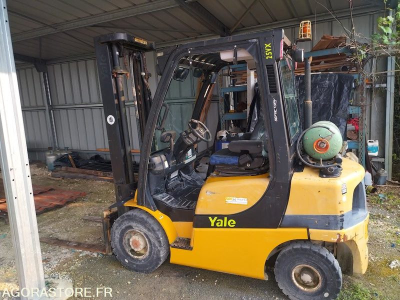 Chariot Élévateur YALE GLP25VX (2007) - En Panne - LPG forklift: picture 1 Chariot Élévateur YALE GLP25VX (2007) - En Panne - LPG forklift: picture 1