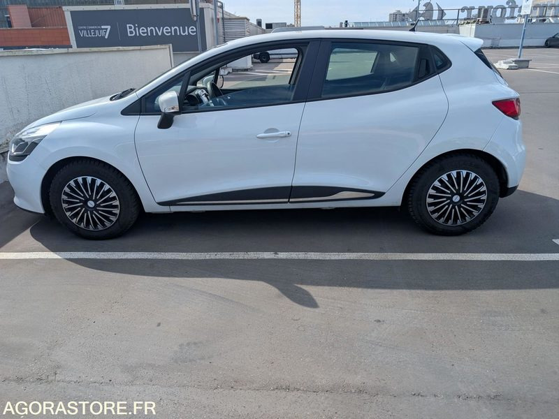 Clio IV 1.2 16V 73 ch – Version Dynamique – 2014 – Très bien équipée - Car: picture 3 Clio IV 1.2 16V 73 ch – Version Dynamique – 2014 – Très bien équipée - Car: picture 3