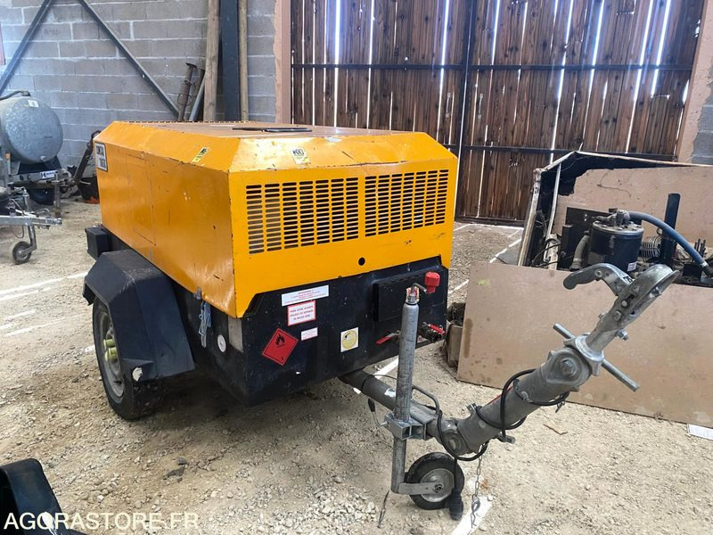 Compresseur de chantier 3.3m3 DOOSAN 7/31 - INGERSOLL RAND - Air compressor: picture 1 Compresseur de chantier 3.3m3 DOOSAN 7/31 - INGERSOLL RAND - Air compressor: picture 1