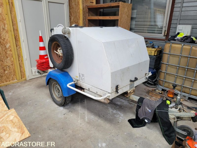 Remorque Hydrocureur Karcher - Construction machinery: picture 1 Remorque Hydrocureur Karcher - Construction machinery: picture 1