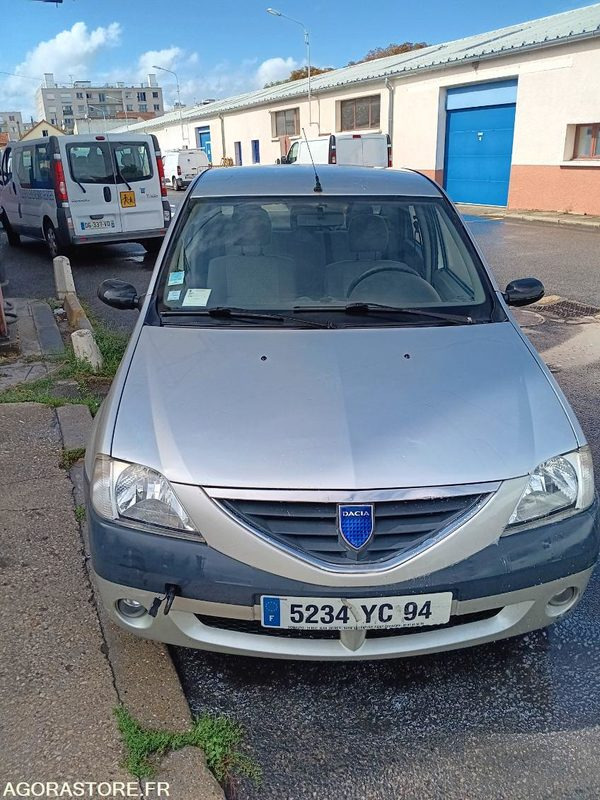 DACIA LOGAN AN 2006 non roulant - Car: picture 1 DACIA LOGAN AN 2006 non roulant - Car: picture 1
