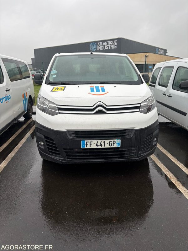 FF-441-GP - Roulant - CITROEN JUMPY SPACE TOURER - VP - 191 151 Kms - Minibus, Passenger van: picture 3 FF-441-GP - Roulant - CITROEN JUMPY SPACE TOURER - VP - 191 151 Kms - Minibus, Passenger van: picture 3