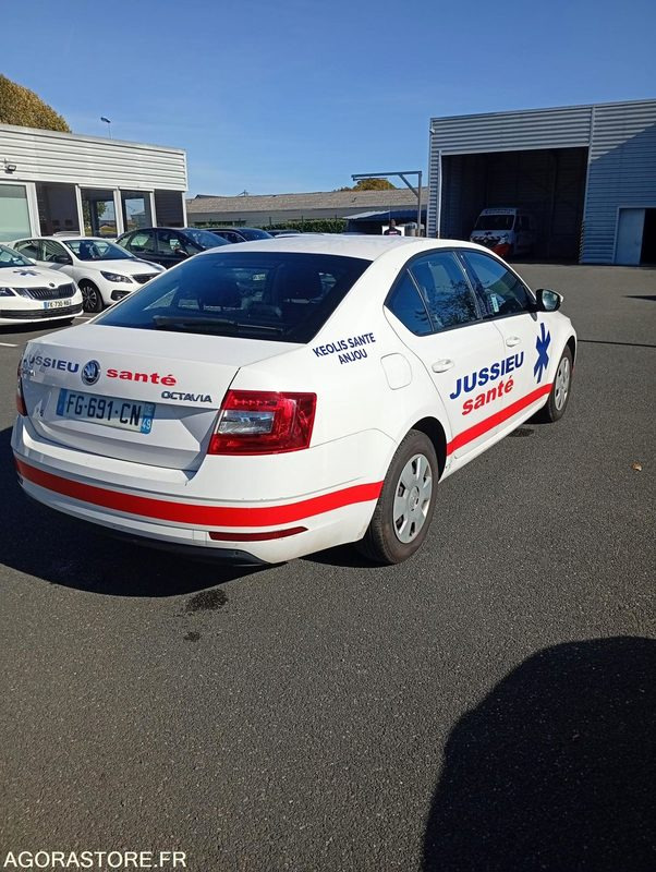FG-691-CN - Roulant - SKODA Octavia - VP - 395 000 Kms - Car: picture 4 FG-691-CN - Roulant - SKODA Octavia - VP - 395 000 Kms - Car: picture 4