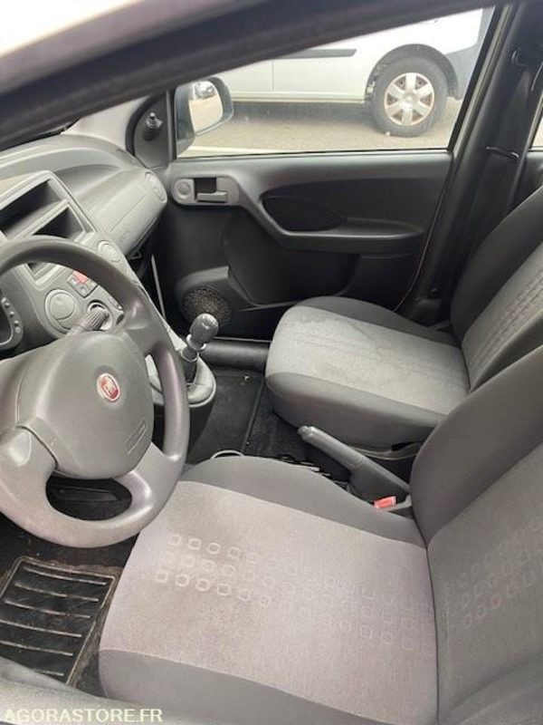 FIAT PANDA ESSENCE (PAR 1427) - Car: picture 5 FIAT PANDA ESSENCE (PAR 1427) - Car: picture 5