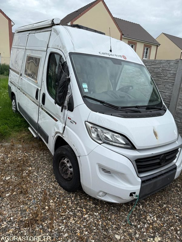 Fiat Ducato, camping-car - 2017 - 62000km - accidenté - Camper van: picture 1 Fiat Ducato, camping-car - 2017 - 62000km - accidenté - Camper van: picture 1
