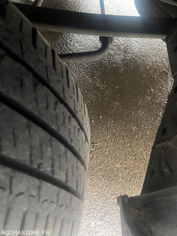 Fourgon Iveco Daily - 2017 - 80000 Kms - Panel van: picture 5 Fourgon Iveco Daily - 2017 - 80000 Kms - Panel van: picture 5