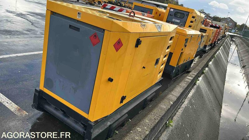 GROUPE ELECTROGENE SDMO R44C3 - 2016 / 5571H (G040KW10136) - Generator set: picture 2 GROUPE ELECTROGENE SDMO R44C3 - 2016 / 5571H (G040KW10136) - Generator set: picture 2