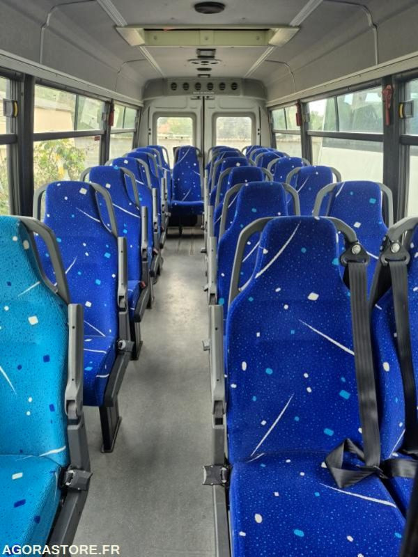 IVECO BUS DAILY N°112039 - Minibus, Passenger van: picture 5 IVECO BUS DAILY N°112039 - Minibus, Passenger van: picture 5