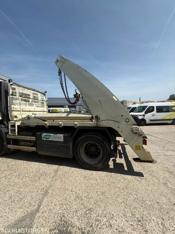 IVECO STRALIS MULTIBENNE 4x2 - 2015 / 61000KM - Skip loader truck: picture 5 IVECO STRALIS MULTIBENNE 4x2 - 2015 / 61000KM - Skip loader truck: picture 5