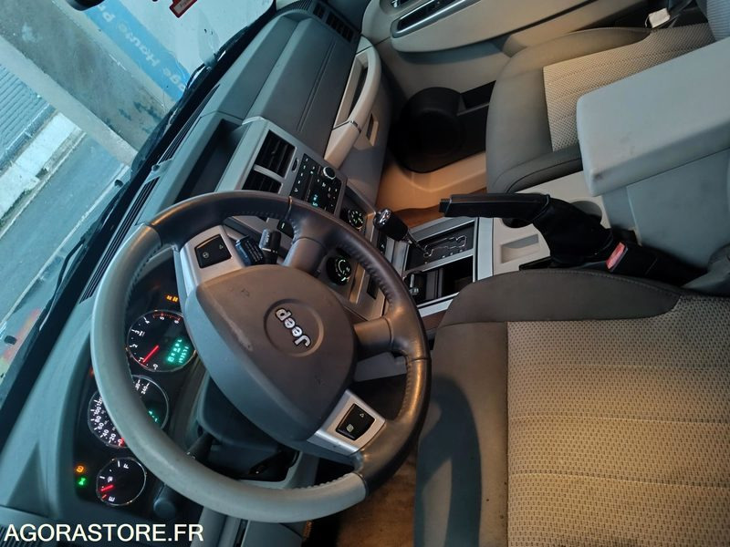 Jeep Cherokee IV 2.8 CRD Jamboree - 2009 - 193 000 KM - Car: picture 3 Jeep Cherokee IV 2.8 CRD Jamboree - 2009 - 193 000 KM - Car: picture 3