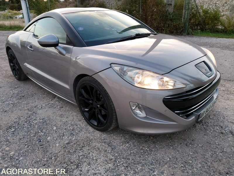 Lot B1 RCZ - 2010 - 152 522 kms - Car: picture 3 Lot B1 RCZ - 2010 - 152 522 kms - Car: picture 3