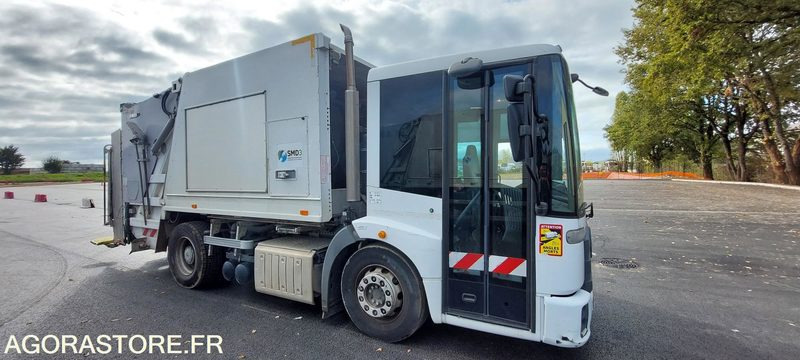 MERCEDES ECONIC - 2015 - Garbage truck: picture 2 MERCEDES ECONIC - 2015 - Garbage truck: picture 2