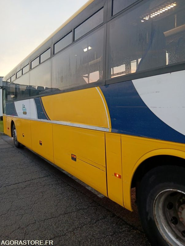 MERCEDES INTOURO N°093383 - School bus: picture 3 MERCEDES INTOURO N°093383 - School bus: picture 3