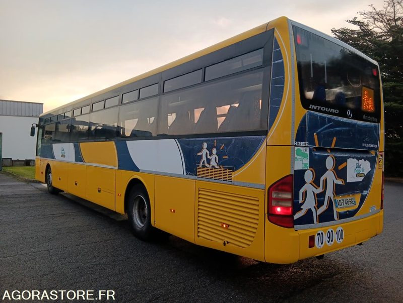 MERCEDES INTOURO N°093383 - School bus: picture 2 MERCEDES INTOURO N°093383 - School bus: picture 2