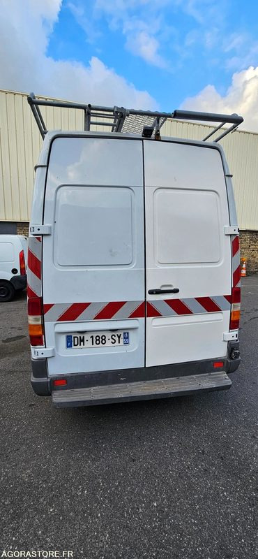 MERCEDES SPRINT 208 DM188SY - Panel van: picture 1 MERCEDES SPRINT 208 DM188SY - Panel van: picture 1