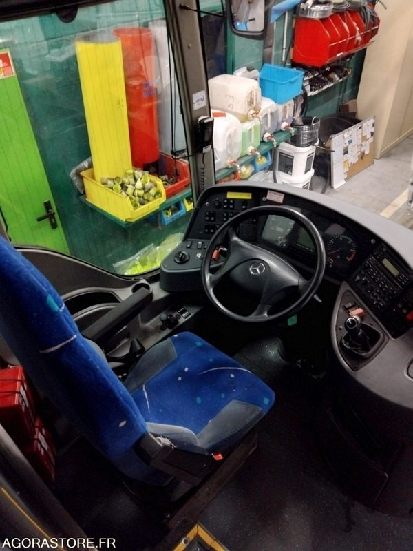 MERCEDES TOURISMO N°096013 - School bus: picture 3 MERCEDES TOURISMO N°096013 - School bus: picture 3