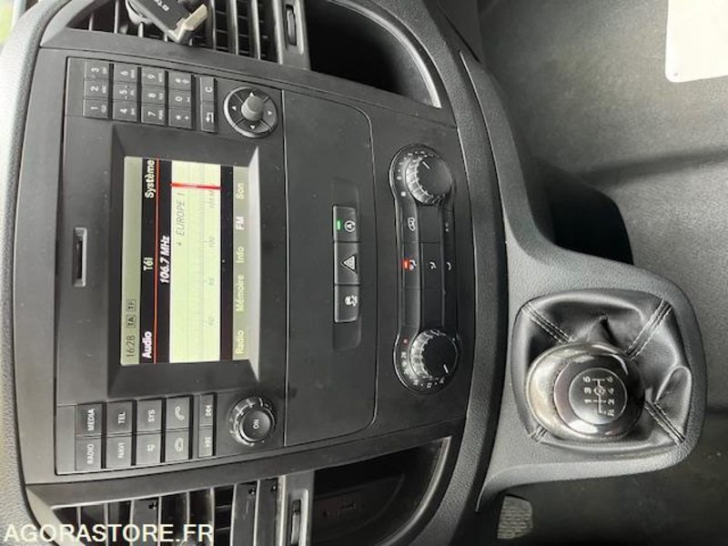 MERCEDES VITO MIXTO 116 CDI LONG 5 PLACES - Panel van: picture 4 MERCEDES VITO MIXTO 116 CDI LONG 5 PLACES - Panel van: picture 4