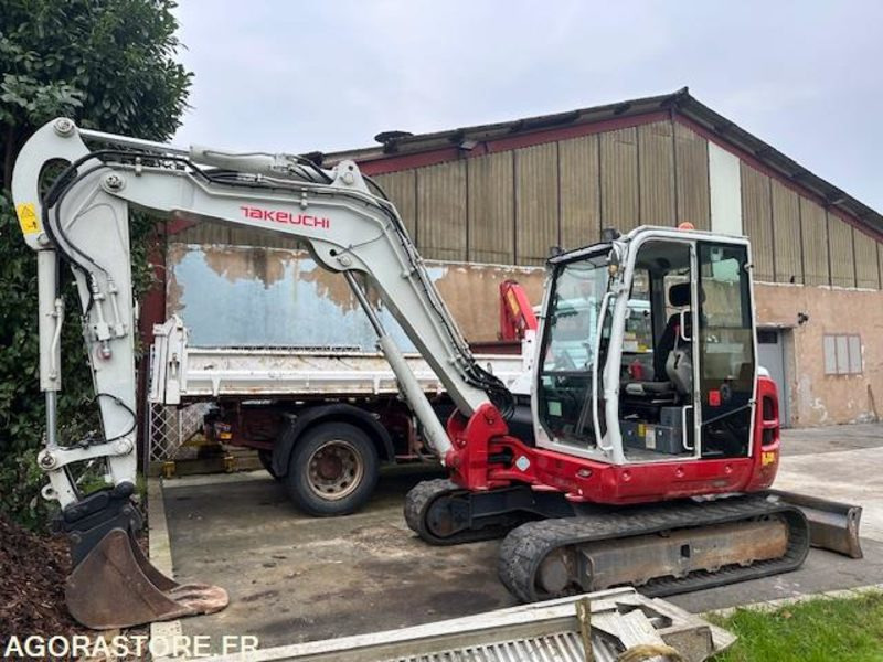 MINI PELLE TAKEUCHI TB370 - 2021 - 2 168 heures - Mini excavator: picture 1 MINI PELLE TAKEUCHI TB370 - 2021 - 2 168 heures - Mini excavator: picture 1