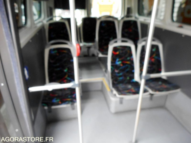 MINIBUS NAVETTE RENAULT - 2013 - 185 270 km - Minibus, Passenger van: picture 4 MINIBUS NAVETTE RENAULT - 2013 - 185 270 km - Minibus, Passenger van: picture 4