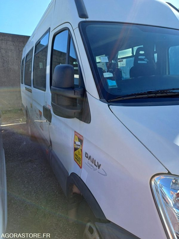 MINICAR DAILY - N°19937 - MEC 2010 -258009KM BC-123-ZB - Minibus, Passenger van: picture 3 MINICAR DAILY - N°19937 - MEC 2010 -258009KM BC-123-ZB - Minibus, Passenger van: picture 3