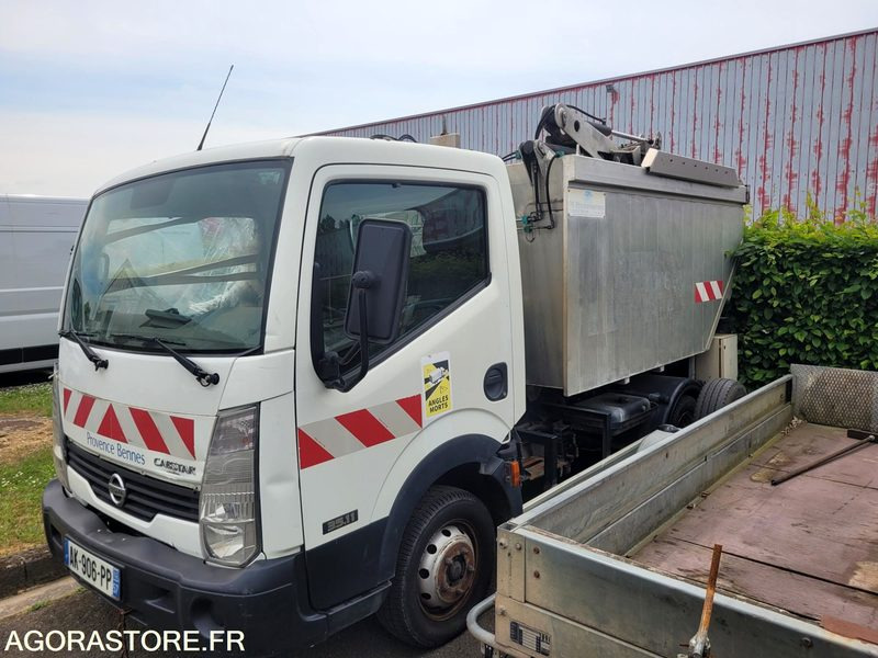 Mini benne à ordures ménagères NISSAN DIESEL AK-906-PP POUR PIECES - Garbage truck: picture 4 Mini benne à ordures ménagères NISSAN DIESEL AK-906-PP POUR PIECES - Garbage truck: picture 4