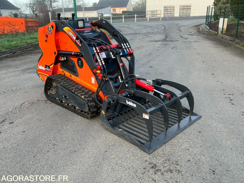 Mini chargeur porte outils SV25H moteur 25cv kubota - Loader: picture 4 Mini chargeur porte outils SV25H moteur 25cv kubota - Loader: picture 4