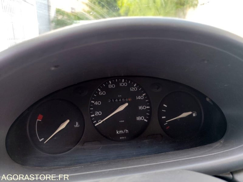 Car NISSAN MICRA - 1995 - 215000KMS: picture 7