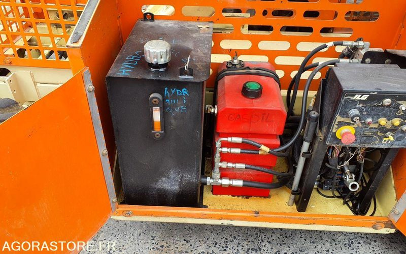 Aerial platform Nacelle DIESEL JLG 260MRT: picture 13