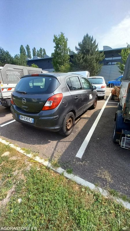 Opel Corsa - Car: picture 2 Opel Corsa - Car: picture 2