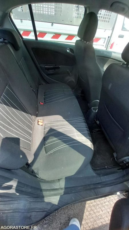 Opel Corsa - Car: picture 4 Opel Corsa - Car: picture 4