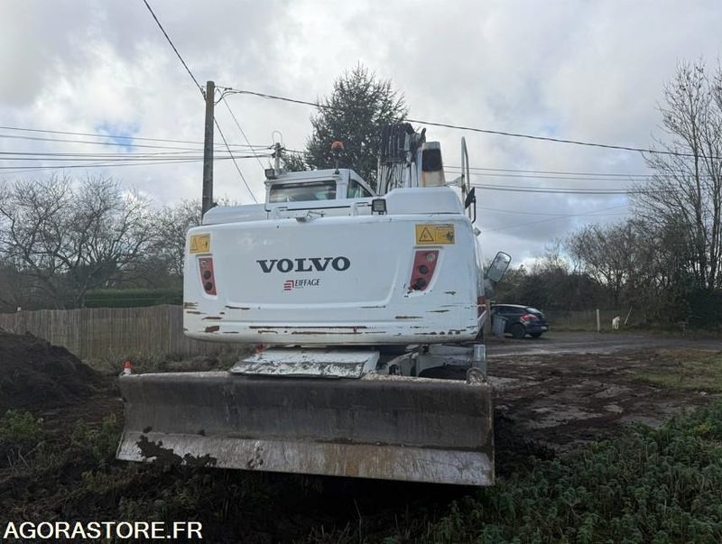 PELLE SUR PNEUS - VOLVO -EW160D - 2014 - 14700H - Excavator: picture 4 PELLE SUR PNEUS - VOLVO -EW160D - 2014 - 14700H - Excavator: picture 4