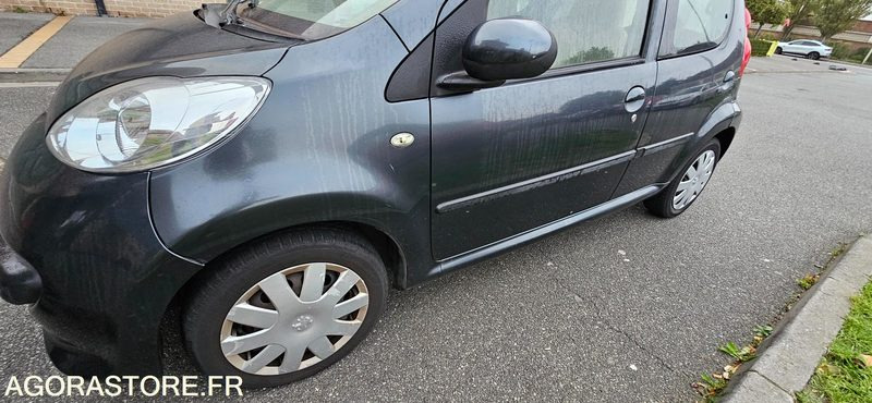PEUGEOT 107 191DBA59 - Car: picture 3 PEUGEOT 107 191DBA59 - Car: picture 3