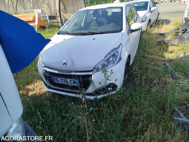 PEUGEOT 208 - 2019 - 232606 KM - Car: picture 1 PEUGEOT 208 - 2019 - 232606 KM - Car: picture 1