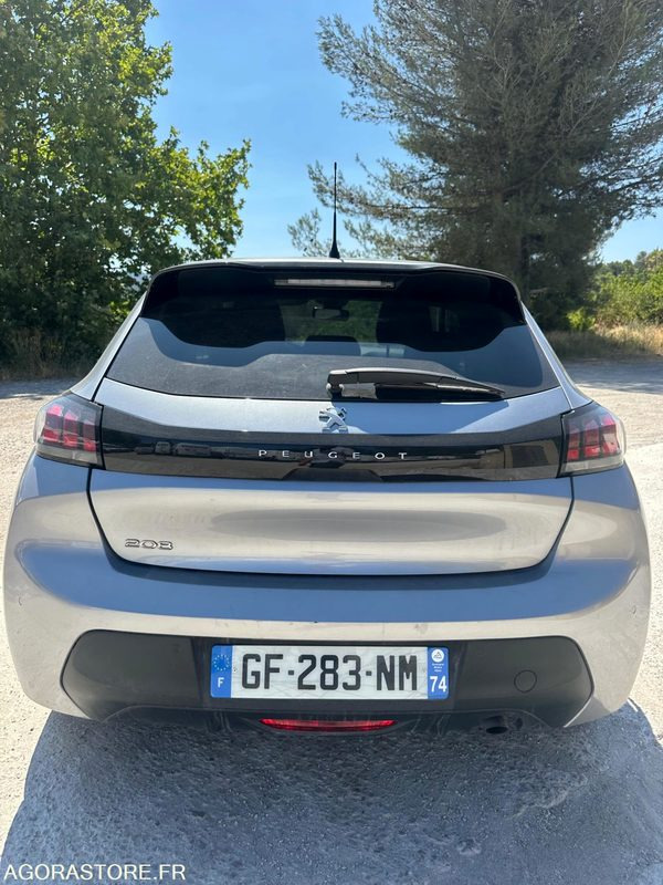 PEUGEOT 208 II Boite auto 107000kms 2022 - Car: picture 4 PEUGEOT 208 II Boite auto 107000kms 2022 - Car: picture 4