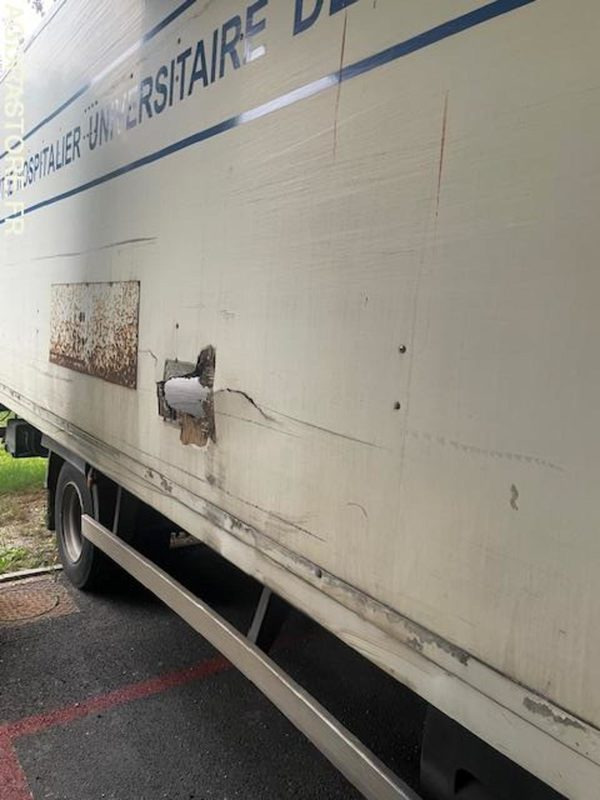 POID LOURD Renault Premium - Box truck: picture 2 POID LOURD Renault Premium - Box truck: picture 2