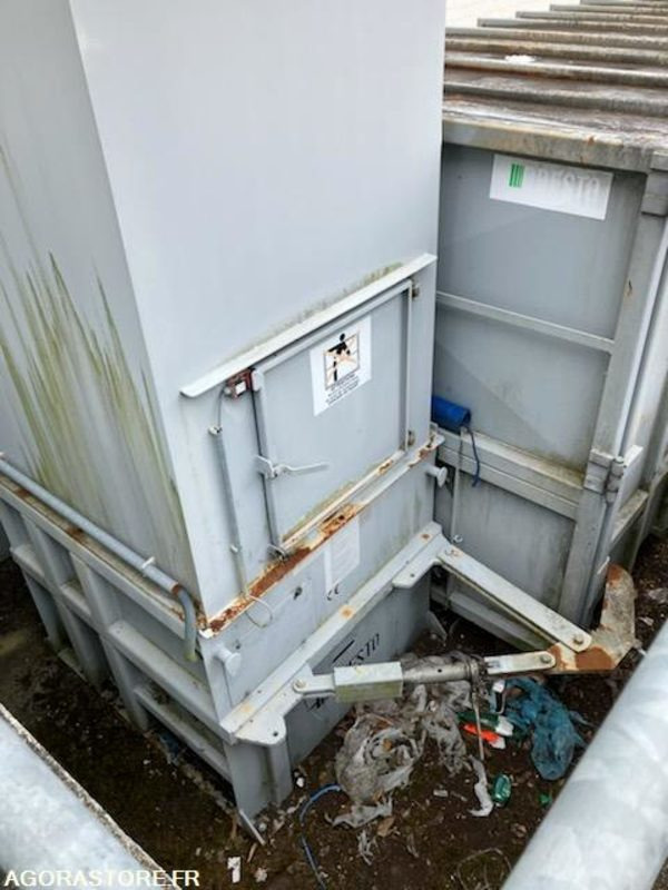 PRESSE A CARTON A VIS PRESTO SPN15 - 2009 - Tool/ Equipment: picture 2 PRESSE A CARTON A VIS PRESTO SPN15 - 2009 - Tool/ Equipment: picture 2