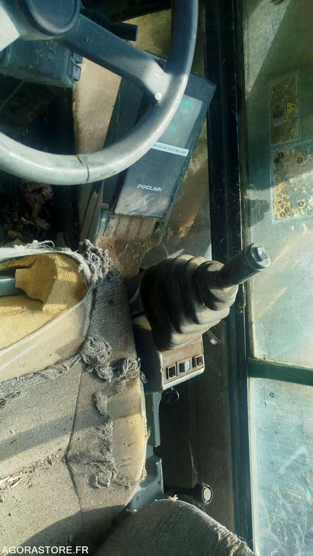Backhoe loader Pelle CASE 688 - 21595heures: picture 9