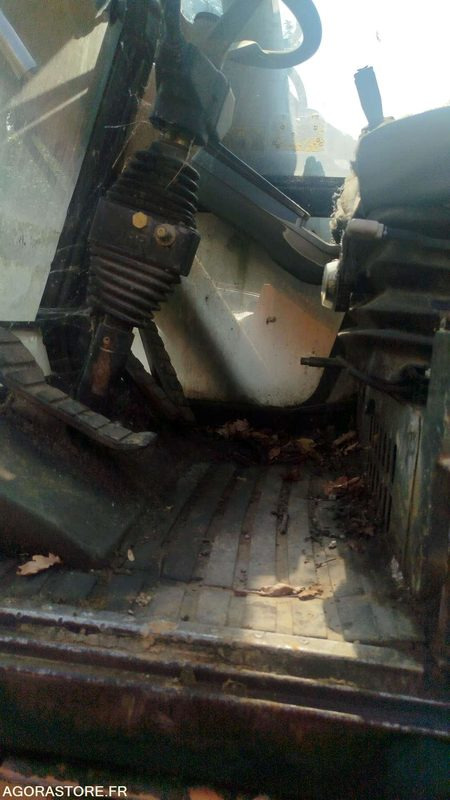 Backhoe loader Pelle CASE 688 - 21595heures: picture 13