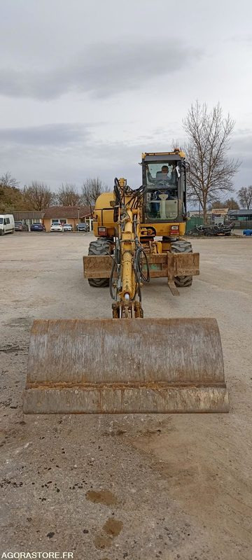 Pelle à pneus - PW98 MR-8 - 2014 - 10450h - Excavator: picture 3 Pelle à pneus - PW98 MR-8 - 2014 - 10450h - Excavator: picture 3