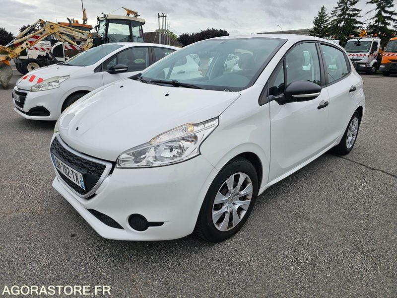 Peugeot 208 - 2014 - 145593km - DH782TX - Car: picture 1 Peugeot 208 - 2014 - 145593km - DH782TX - Car: picture 1