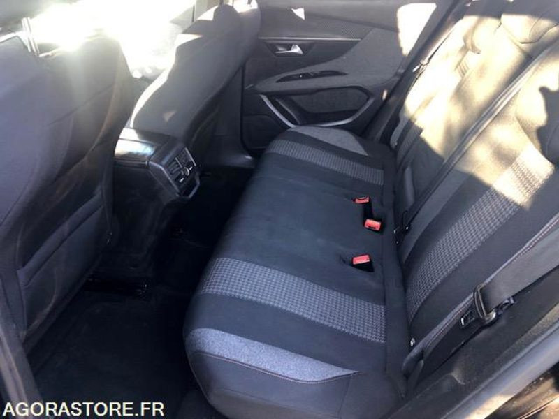 Peugeot 3008 BlueHdi 120 S&S Allure Business BOITE AUTO EAT8 - Courroie faite - Car: picture 5 Peugeot 3008 BlueHdi 120 S&S Allure Business BOITE AUTO EAT8 - Courroie faite - Car: picture 5