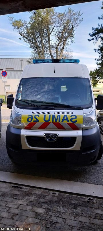 Peugeot BOXER, 3L HDI, 2012, 329317 kms, moteur 63435kms - Ambulance: picture 1 Peugeot BOXER, 3L HDI, 2012, 329317 kms, moteur 63435kms - Ambulance: picture 1